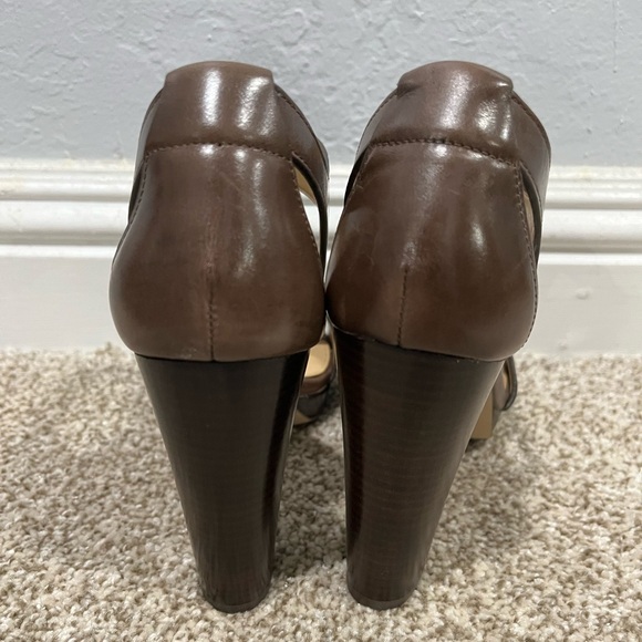 Michael Kors Berkley T-Strap Platform Dress Sandals - Picture 4 of 8